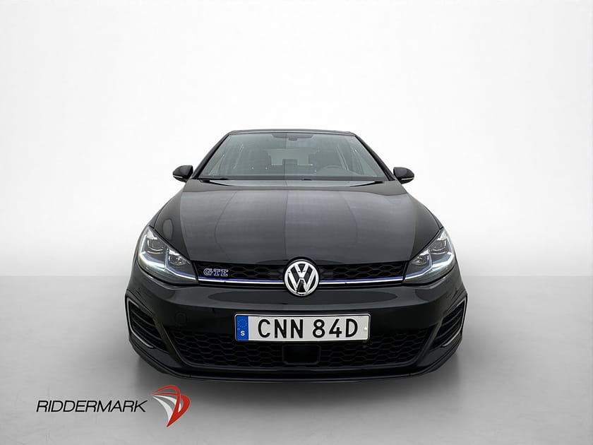 Bild 2 av Volkswagen Golf GTE 204hk MOMS Cockpit P-Sensorer CarPlay