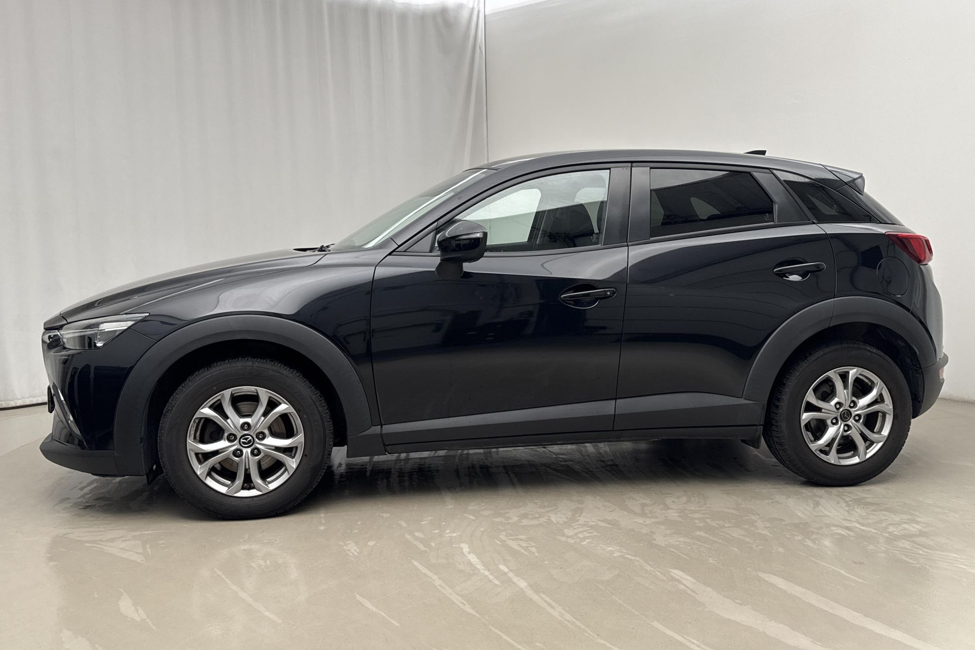 Mazda CX-3 2.0 SKYACTIV-G 2017, bild 2/10