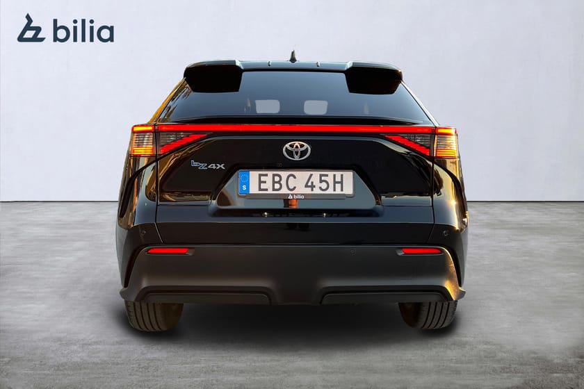 Bild 5 av Toyota bZ4X