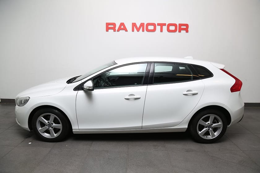 Bild 2 av Volvo V40 T3 150hk Kinetic Kamera P-sensorer