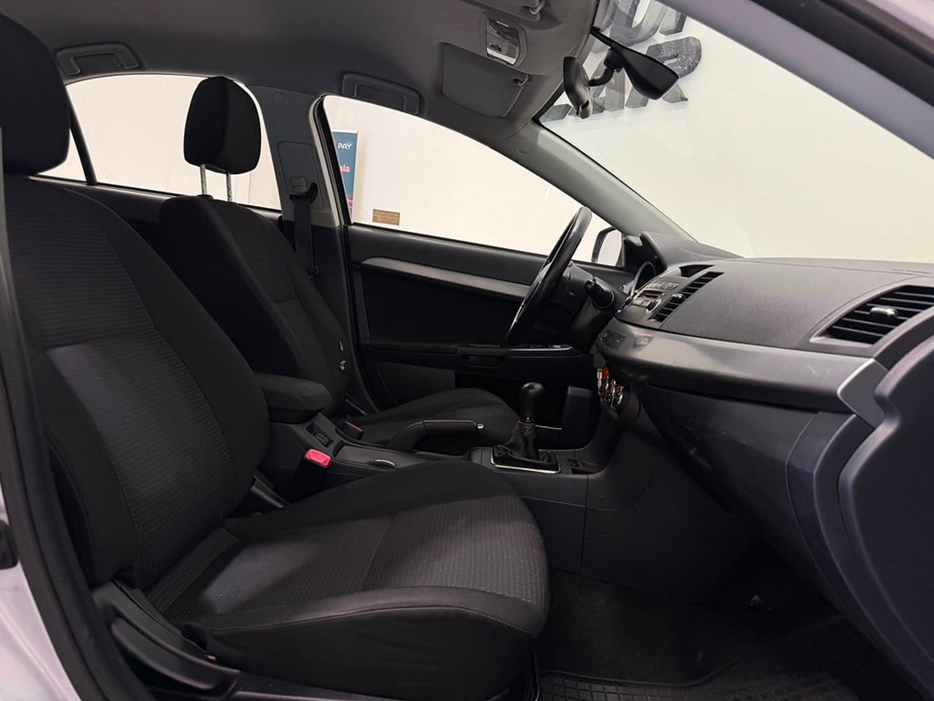 Mitsubishi Lancer 2011, bild 6/17