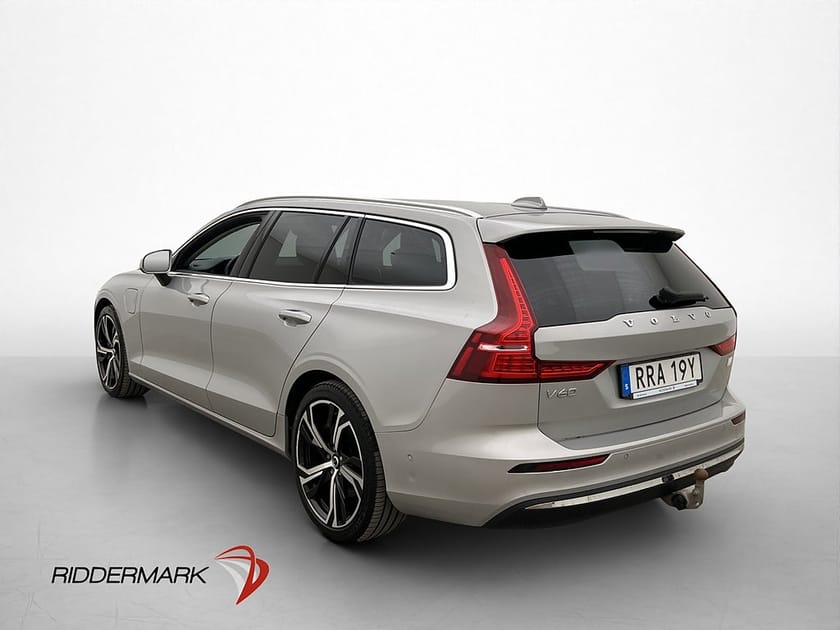 Bild 5 av Volvo V60 Recharge T6 AWD Core Keyless Värm 360° Drag MOMS