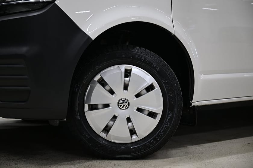 Bild 5 av Volkswagen Transporter DSG 150HK L2|Dubbeldörr|Drag|Värmare|Backkamera|Leasbar
