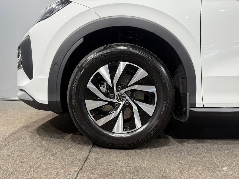 Bild 2 av Volkswagen T-Roc *Privatleasingkampanj Augusti*