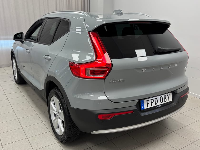 Bild 3 av Volvo XC40 B4 FWD Bensin Core SE II
