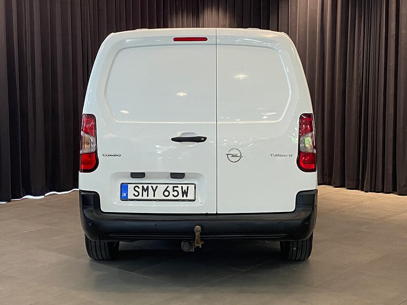 Bild 3 av Opel Combo Cargo XL L2 (Lång)/ Ny Kamrem/Moms/Drag/1 år garanti