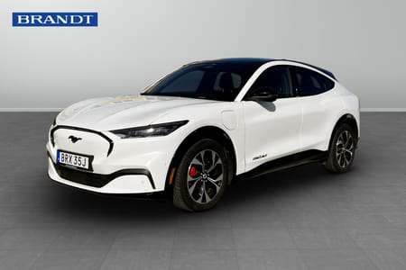 Ford Mustang Mach-E Long Range AWD 351hk Pano
