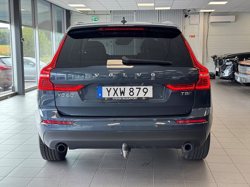 Bild 4 av Volvo XC60 T5 AWD Momentum Pro Edition Kamera Värmare 254hk
