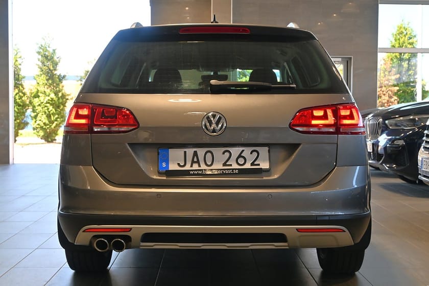 Bild 4 av Volkswagen Golf Alltrack 2.0 TDI 184hk 4Motion Drag Värmare Carplay