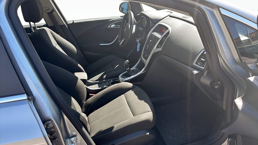 Bild 3 av Opel Astra Sports Tourer TOURE