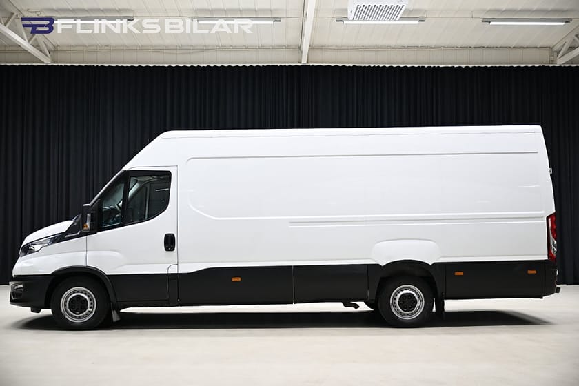 Bild 2 av Iveco Daily 35-140 Van 136HK L5H2 XXL-Skåp|Webasto|3.5ton-dragvikt|Momsbil