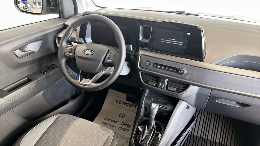 Bild 4 av Ford Transit Courier LIMITED SKÅP 1.0 125hk Aut FWD Demo
