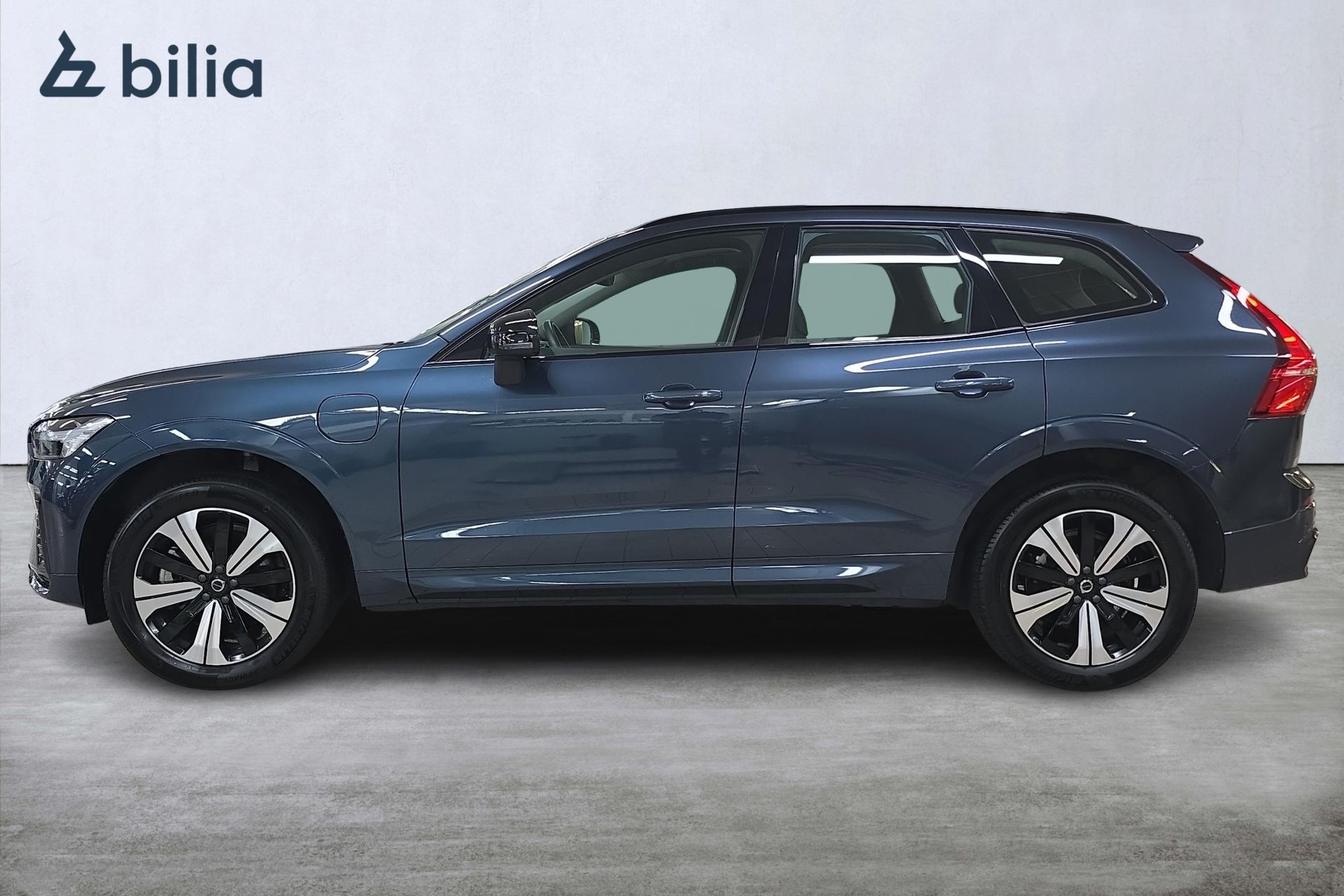 Volvo XC60 T6 Plus Dark Edition 2025, bild 3/10