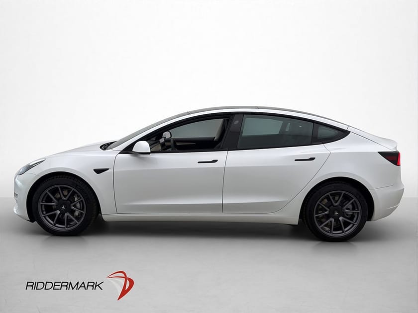 Bild 5 av Tesla Model 3 Long Range AWD Moms AP Värmare Pano Kamera