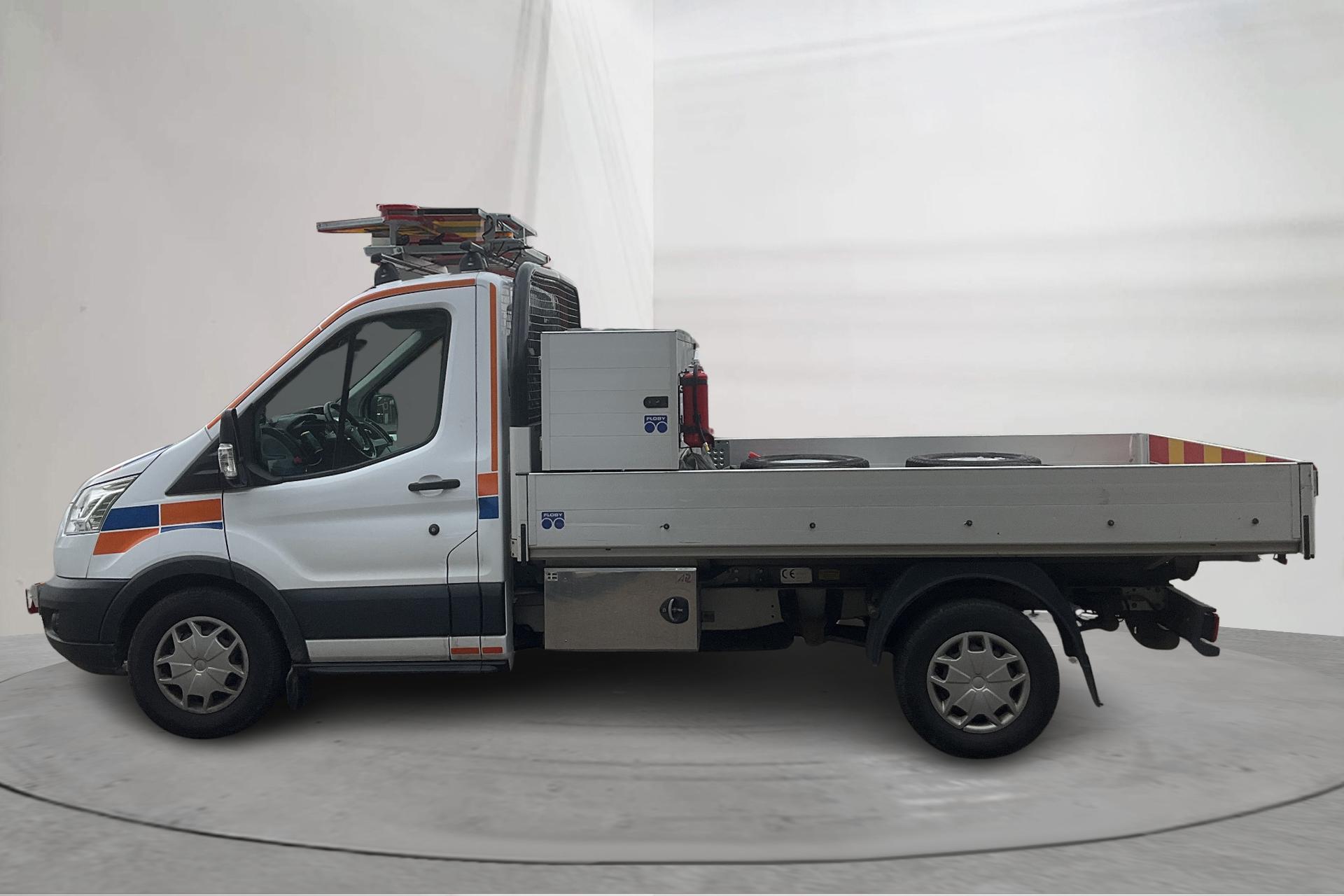 Ford Transit 350 Chassi Cab 2.0 TDCi AWD 2018, bild 2/10