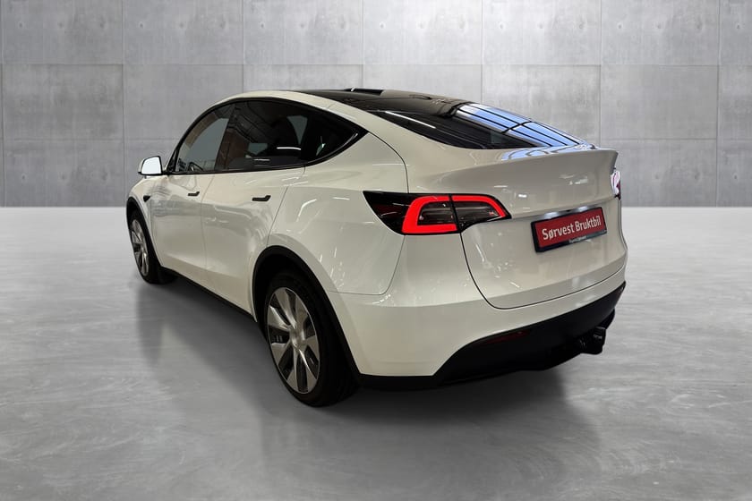 Bilde 3 av Tesla Model Y Standard Range RWD