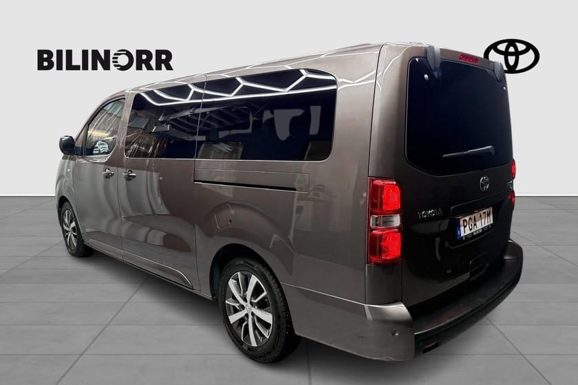 Bild 2 av Toyota Proace Verso PREMIUM LONG 2,0 D ADBLUE 180 HK V-HJUL