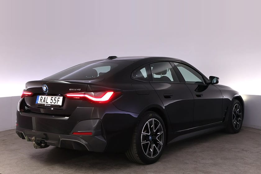 Bild 4 av BMW i4 eDrive40 Gran Coupé M-Sport Drag Kamera DAP BLIS