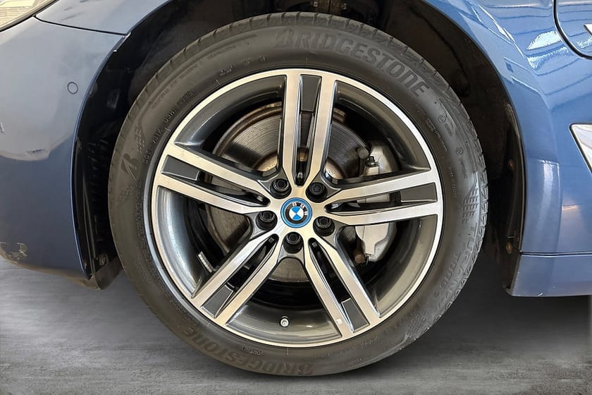 Bild 5 av BMW 530e xDrive Touring Touring/Drag/360/Aktiv farthållare