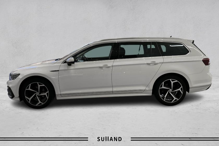 Bilde 2 av Volkswagen Passat Stasjonsvogn 2,0 TDI 190hk R-Line 4MOTION aut