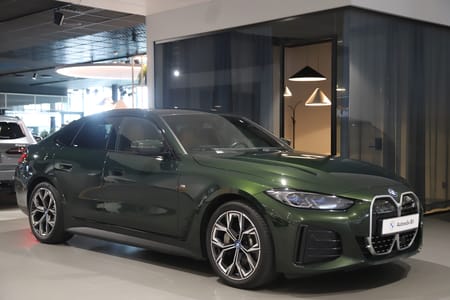 BMW i4 eDrive40 Gran Coupé M Sport / HUD / Laserljus / HK / Adaptiv