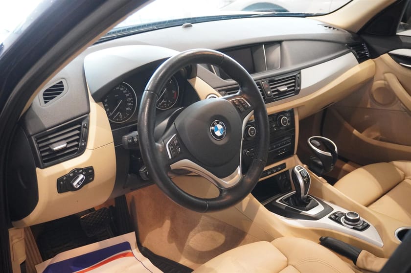 Bild 2 av BMW X1 xDrive18d Automat Navi Läder 143hk