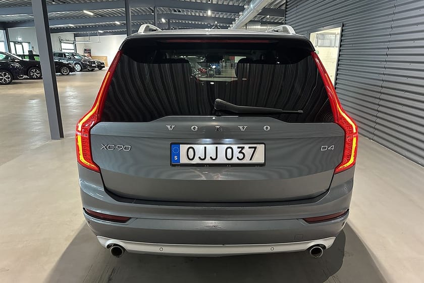 Bild 5 av Volvo XC90 D4 Momentum Backkamera Värmare Navi Drag 7-sits Eu6
