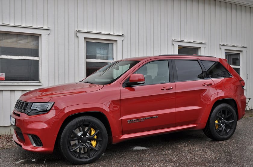 Bild 2 av Jeep Grand Cherokee SRT Hellcat/Trackhawk Trackhawk 6,2 V8 710hk Magnaflow