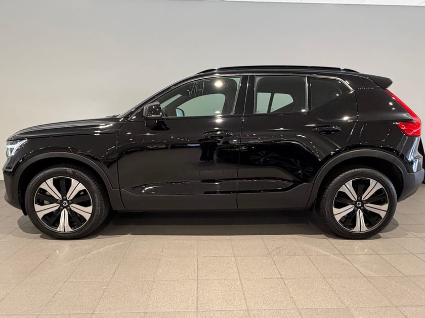 Bild 4 av Volvo XC40 Recharge Core / Backkamera / Navigation / 10 000kr tillbehör /