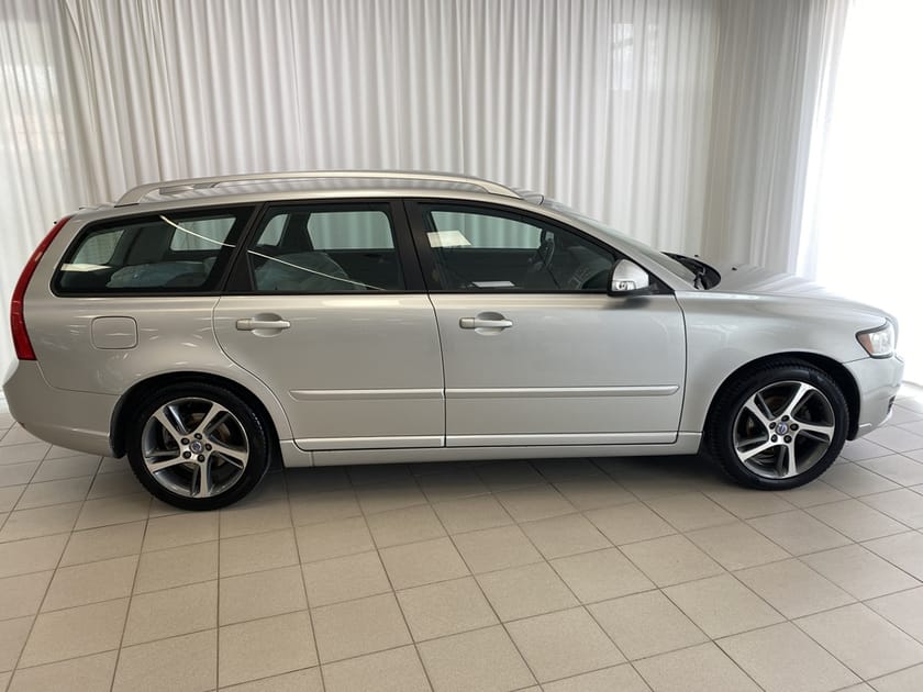 Bild 2 av Volvo V50 D2 Manuell, 115hk