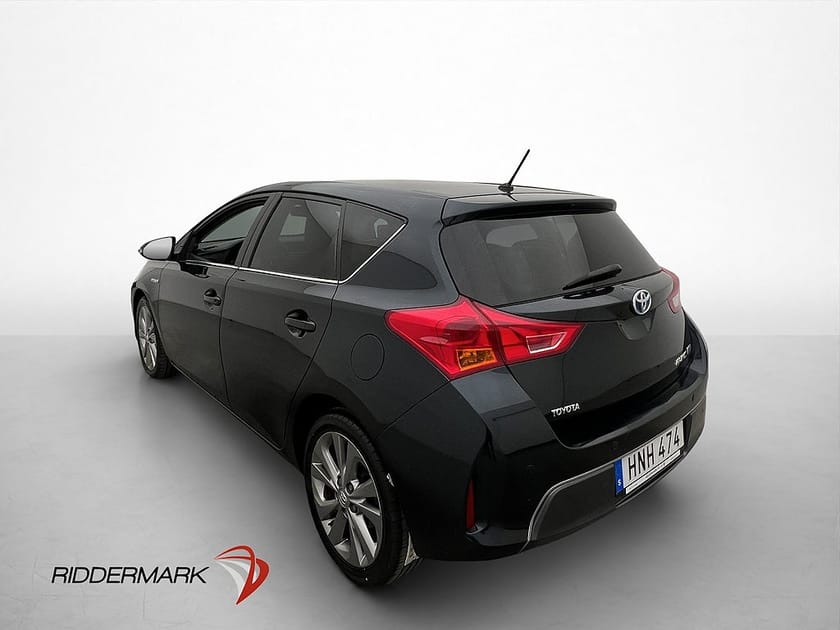 Bild 5 av Toyota Auris Hybrid 136hk Executive Panorama Kamera Navi