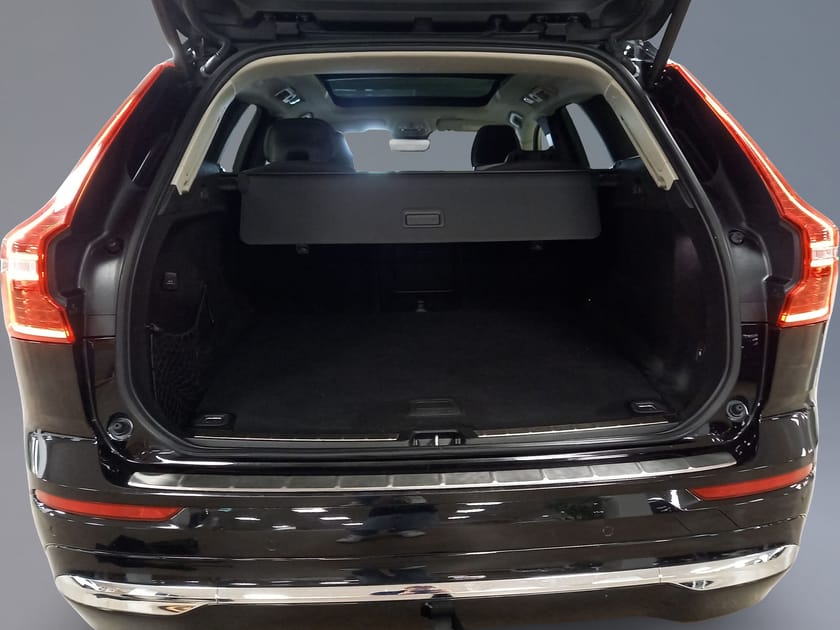 Bild 4 av Volvo XC60 Recharge T6 AWD Core Edition//Kamera//Värmare//