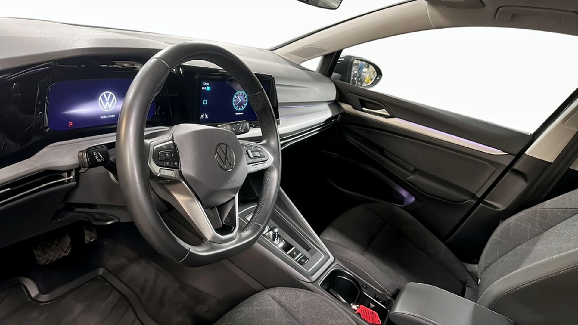 Volkswagen Golf 1.5 eTSI Life 2023, bild 7/10