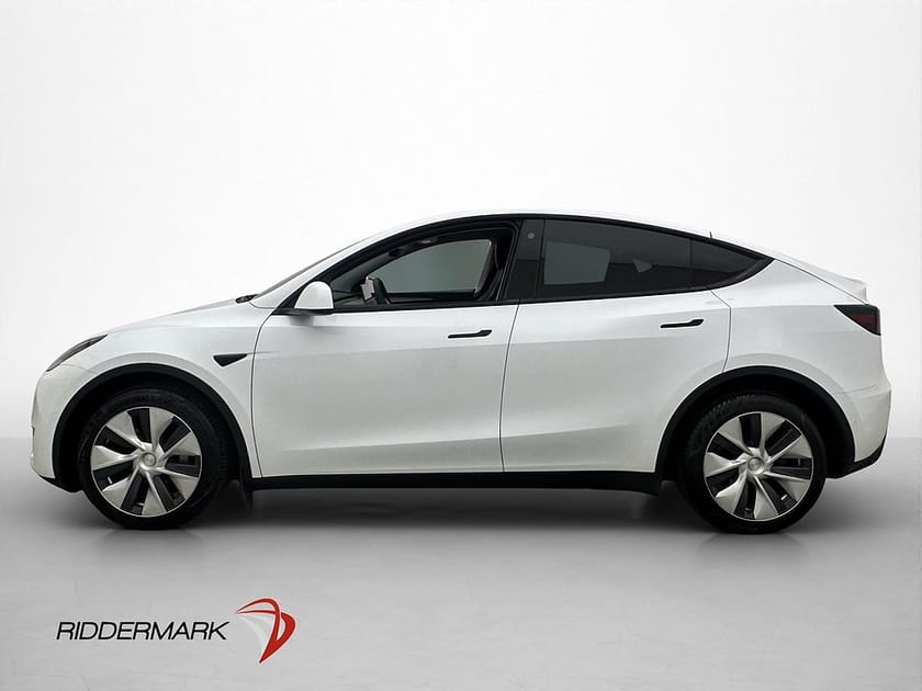Bild 5 av Tesla Model Y Long Range AWD 514hk Drag Pano Värmepump