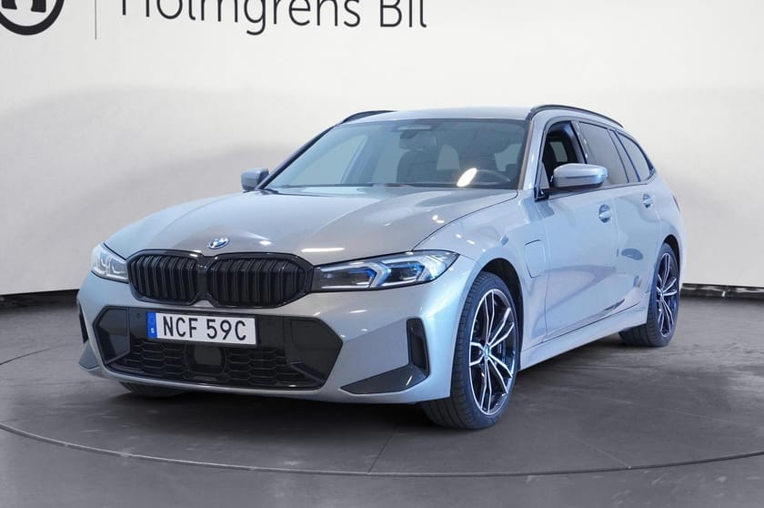 Bild 1 av BMW 330e xDrive Touring