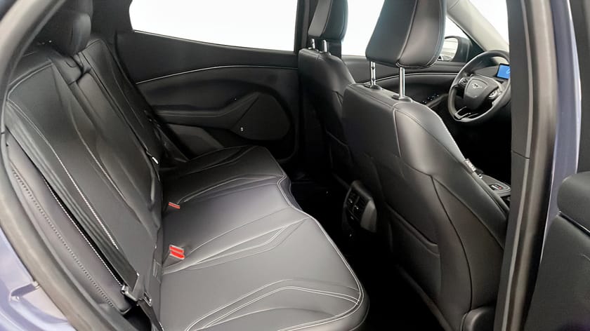 Bild 5 av Ford Mustang Mach-E Standard Range Teknik P, 269hk, Pano, B&O,skinn