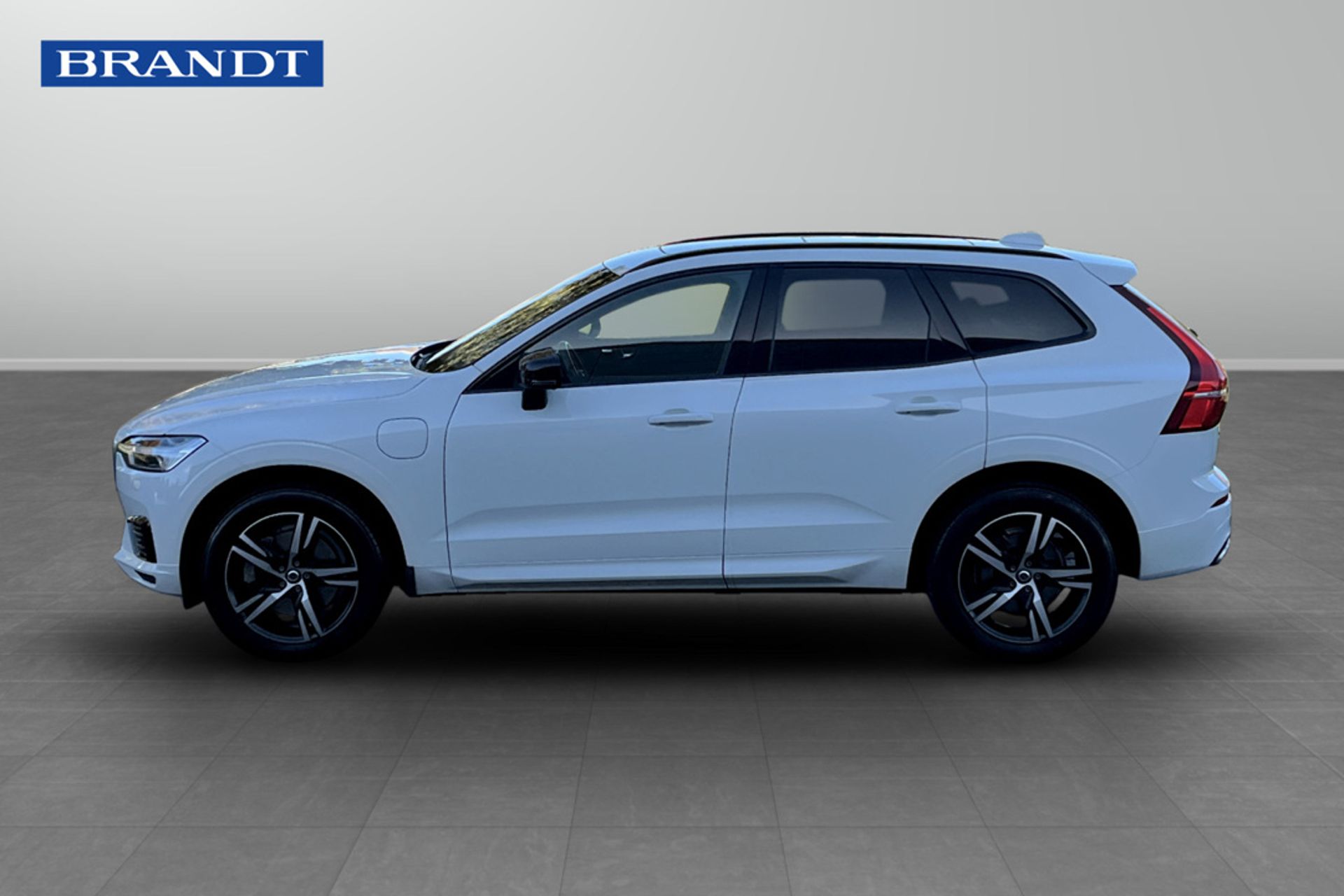 Volvo XC60 Recharge T8 Twin Engine AWD 2020, bild 3/9