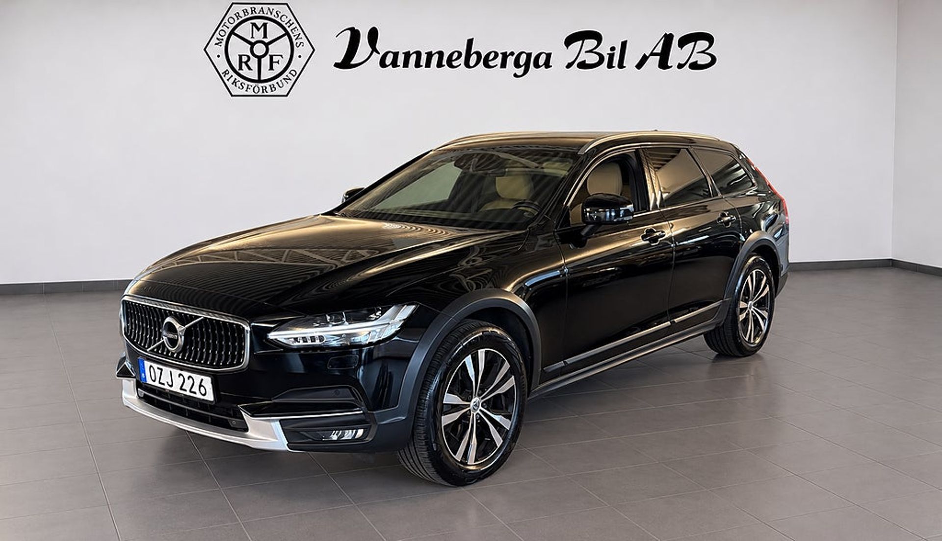 Volvo V90 Cross Country 2018, kuva 3/7