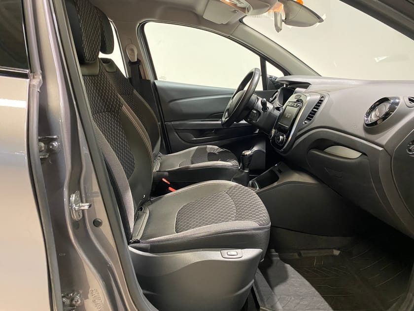 Bild 4 av Renault Captur PhII Energy TCe 90 Intens II