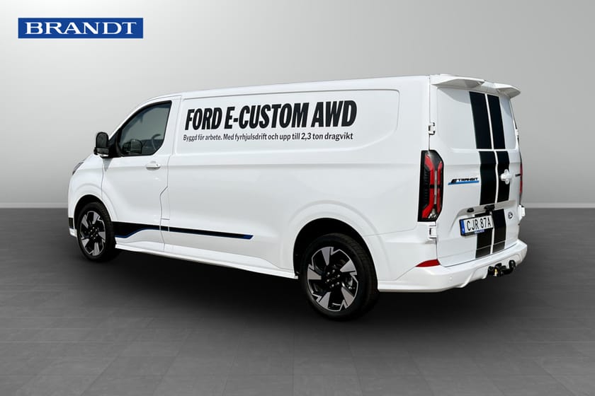 Bild 2 av Ford Transit Custom 82.5 kWh AWD E-Custom Skåp Sport 340L Elmotor 210kW/286hk 1-växlad El-Demo