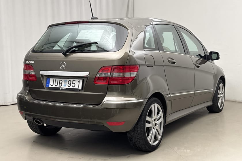 Bild 3 av Mercedes-Benz B 200 (136hk) Sport