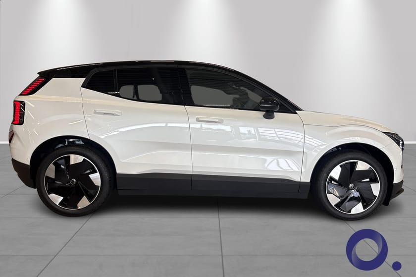 Bilde 4 av Volvo EX30 Twin Motor Performance - Pano - LAV KM