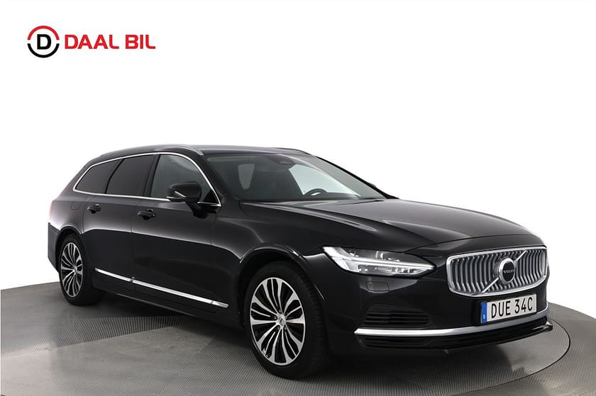 Bild 3 av Volvo V90 RECHARGE T6 AWD 18,8 kWh 350HK CORE DRAG B-KAM NAVI