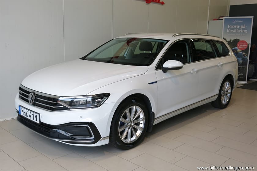 Bild 3 av Volkswagen Passat Sportscombi GTE 218hk Drag Värmare Navi V-Hjul