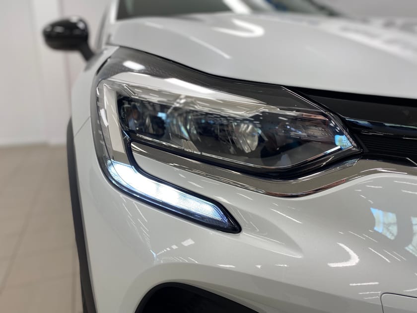 Bild 5 av Renault Captur TCe 140 Equilibre EDC