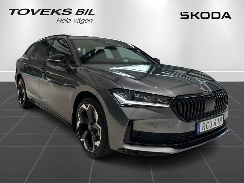 Bild 3 av Škoda Superb iV Kombi Sportline 1,5 TSI 204hk Läder / Canton