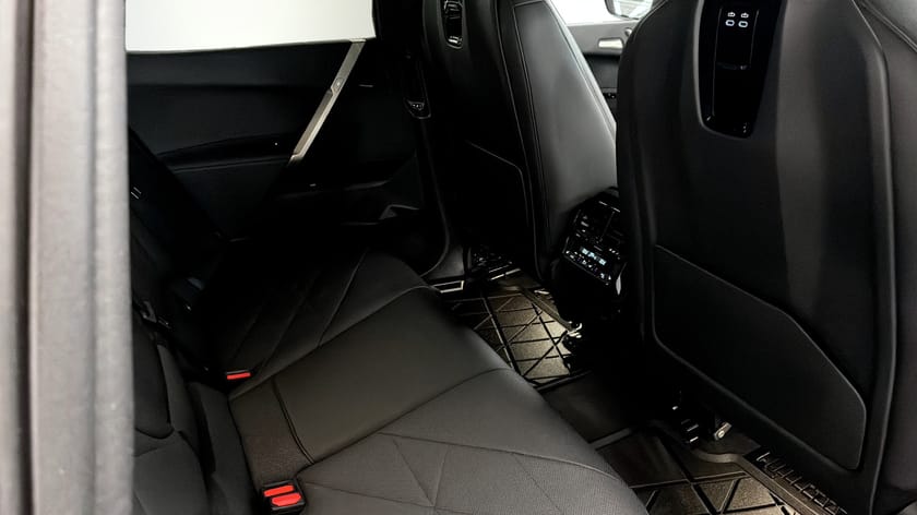 Bild 5 av BMW iX xDrive40 Sportpkt Driving Assist Pro Panorama 360 Kamera H/K