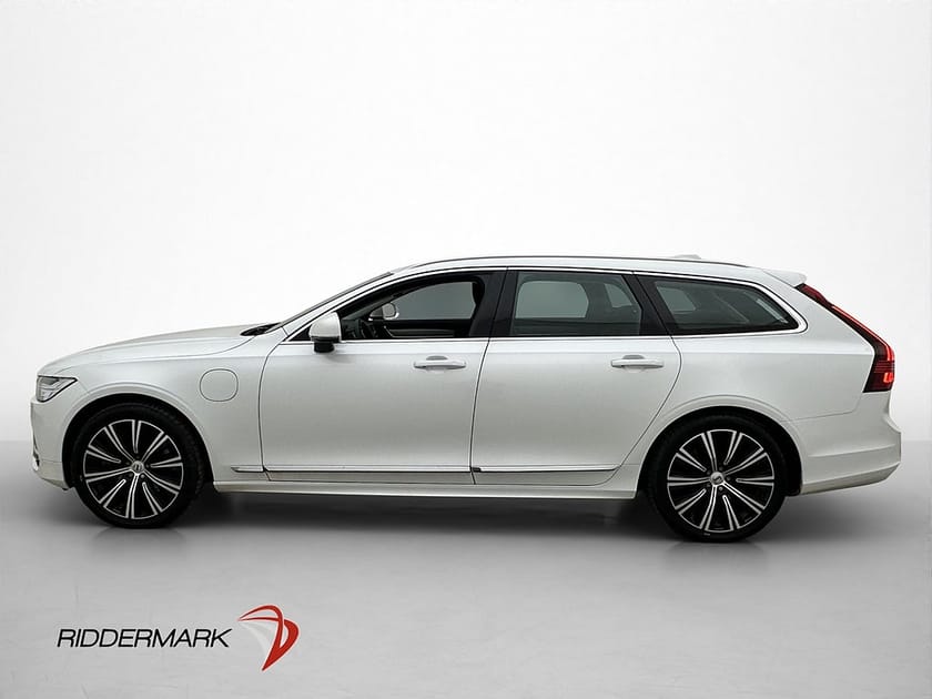 Bild 4 av Volvo V90 T6 350hk AWD Plus Bright Skinn Värmare Drag