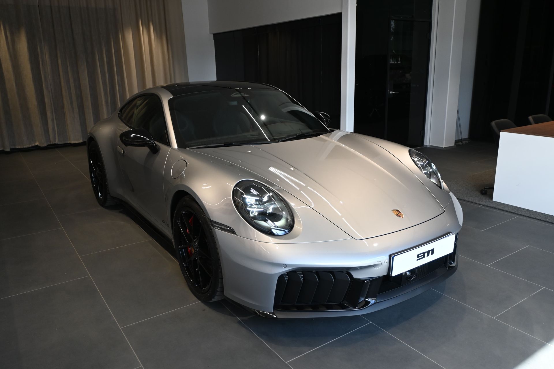 Porsche 911 Carrera GTS 2026, bild 4/24