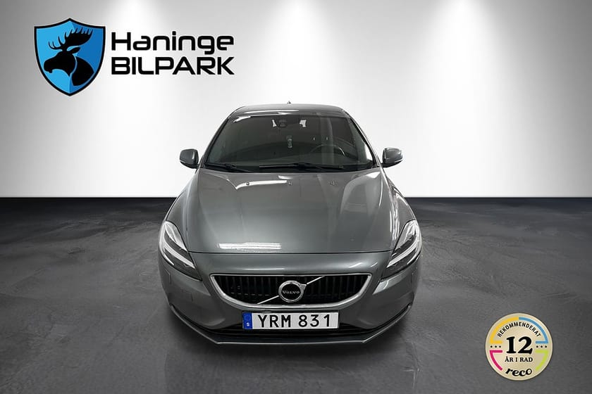 Bild 3 av Volvo V40 D3 / AUTOMAT /Momentum/SUPERDEAL 3,95%/PDC/